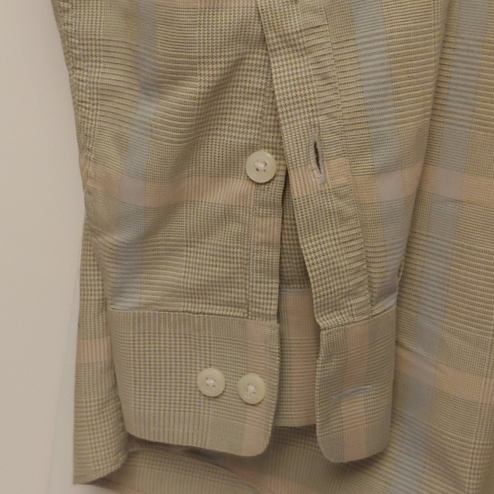 Orvis Signature Collection Button Up - image 3